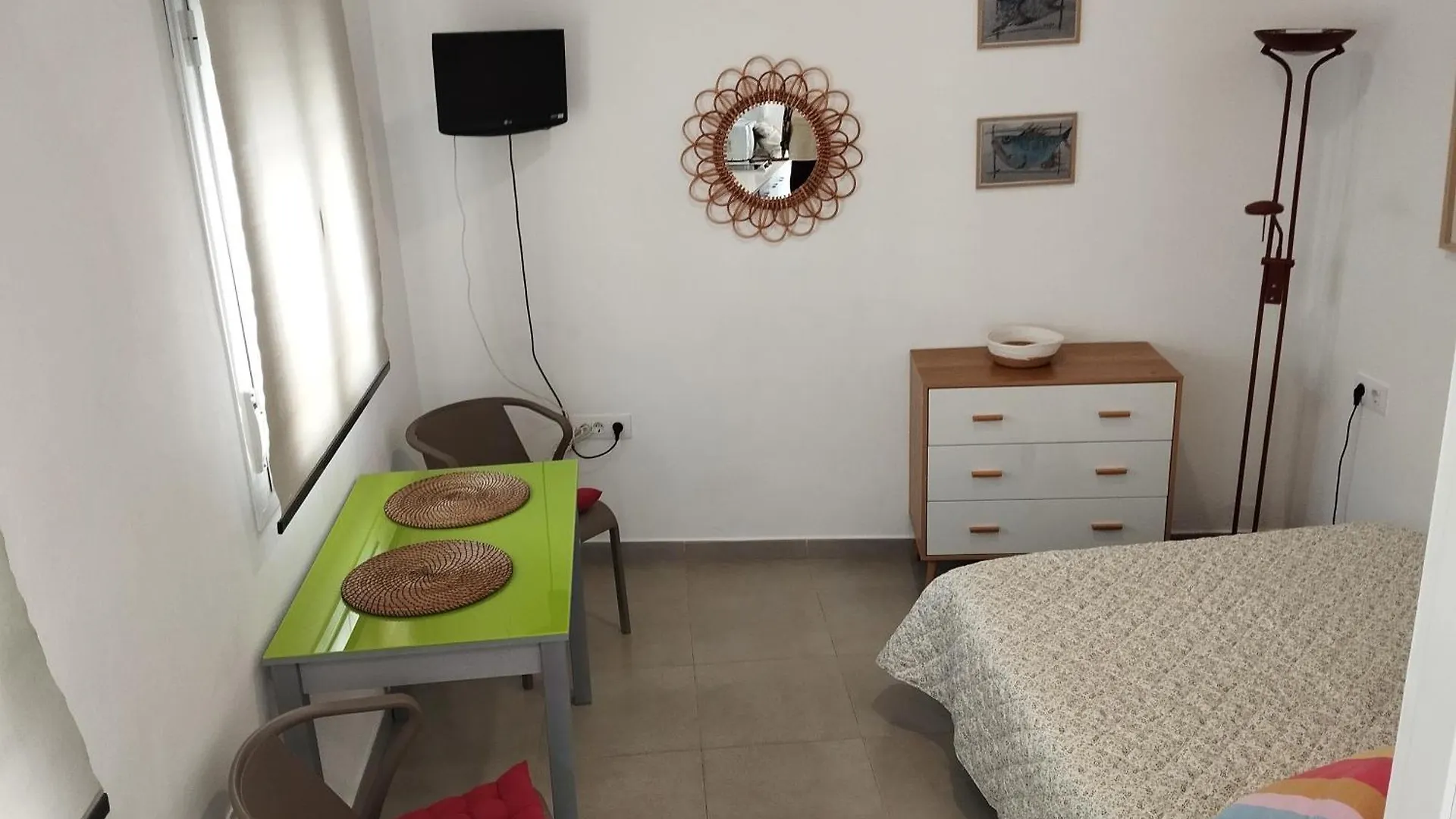Apartment Estudios En El Centro Historico Conil De La Frontera